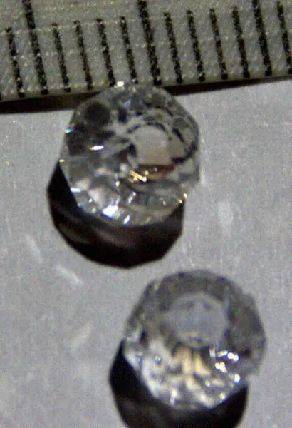 Glasperle funkelnd-klar geschliffen 6mm 10 St