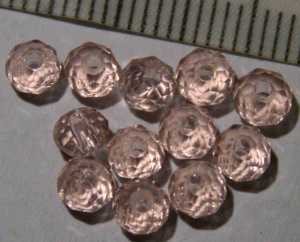 Glasperle Rosé geschliffen 4mm